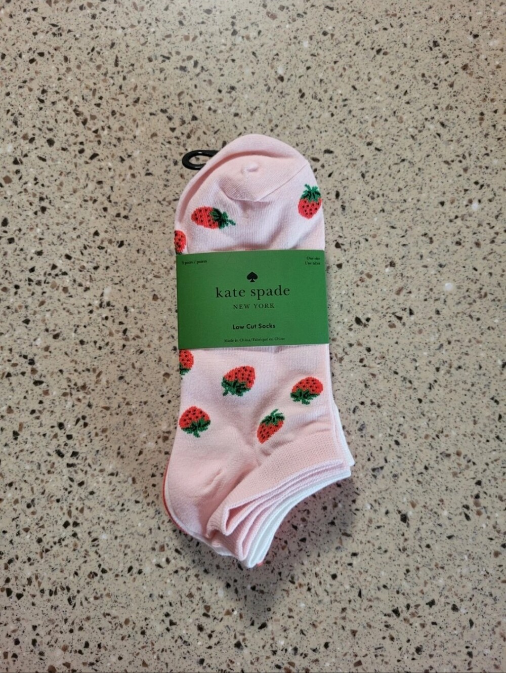 3-Pk Kate Spade New York Strawberry, Head Over Heels Quote Socks Womens 4-10